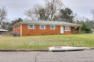 Building Photo - 2032 Brighton St