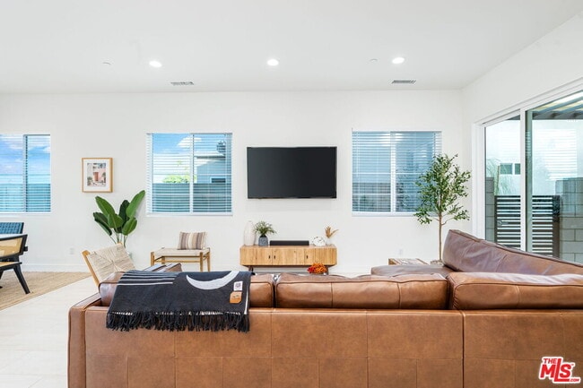 Foto del edificio - 1605 Candela Ct