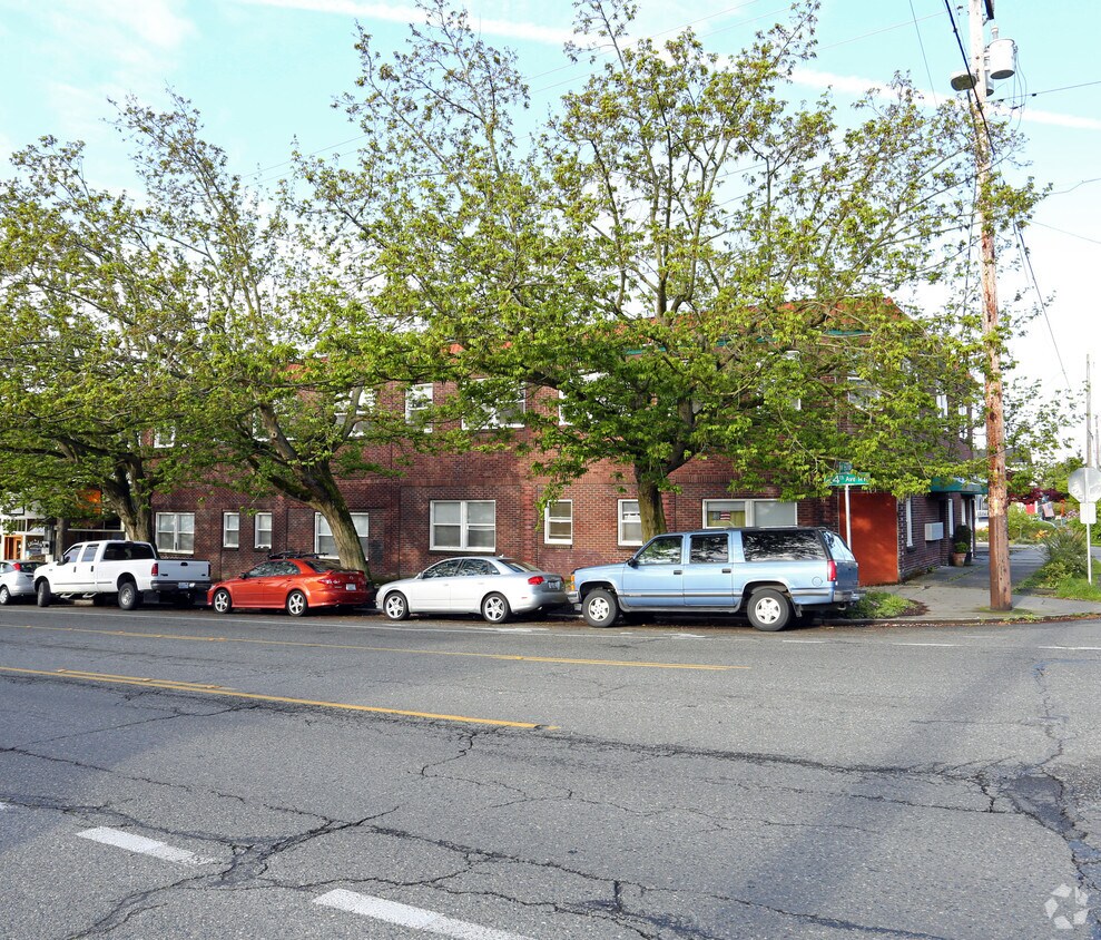 Foto del edificio - 2401 NW 60th St