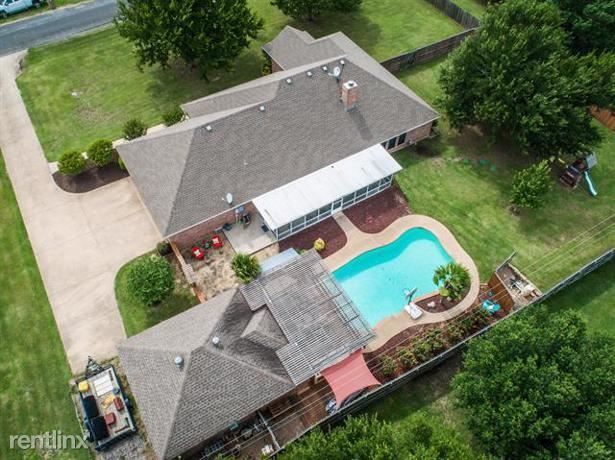 Foto principal - 3 br, 2 bath House - 128 Uhl Road