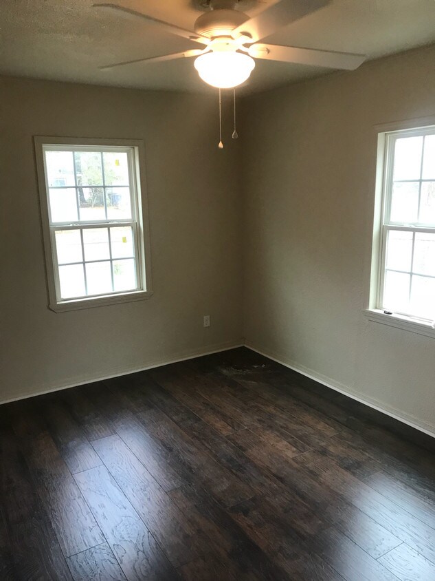 Foto principal - 3005 Amherst St