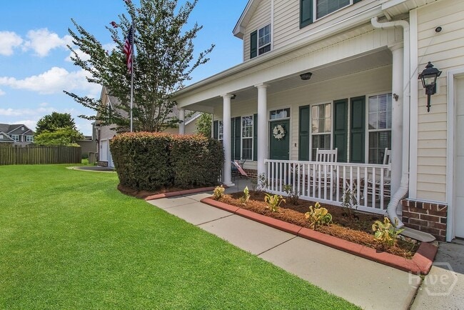 Building Photo - 721 Canyon Dr