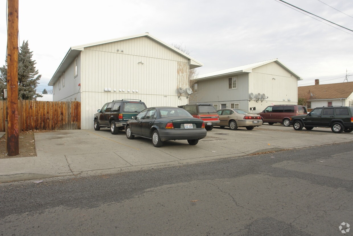 Building Photo - 1103-1107 Browne Ave