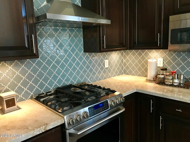 Foto del edificio - 6009 E Danbury Rd