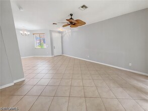 Building Photo - 9706 Roundstone Cir