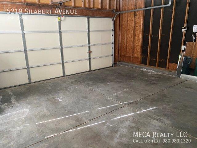 Foto del edificio - 5219 Silabert Avenue