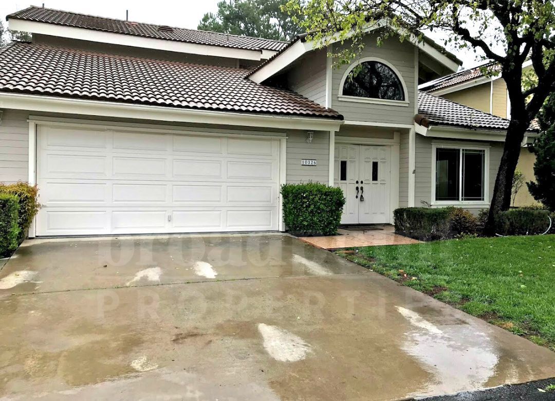 Primary Photo - 10326 Oak Ranch Ln
