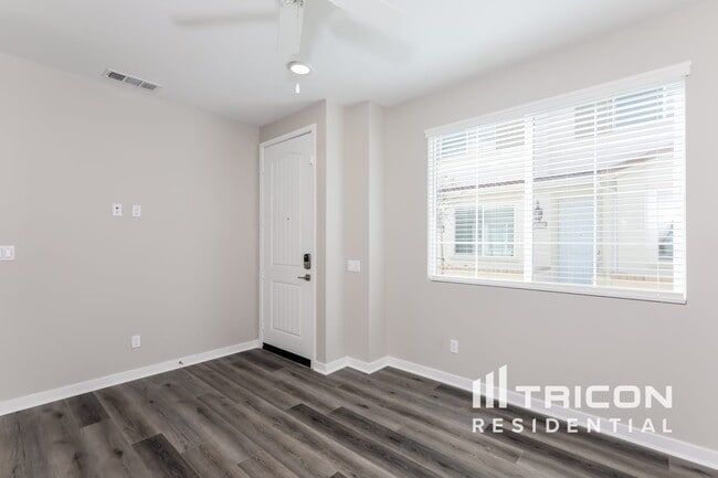 Building Photo - 24676 Tesoro Ct