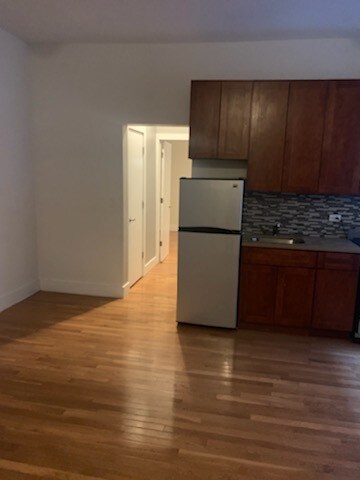 Primary Photo - 2025 Regent Pl