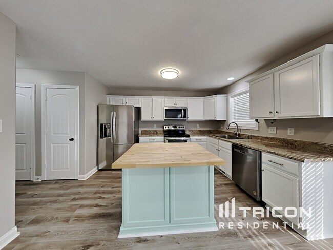 Foto del edificio - 2432 Andersonville Dr