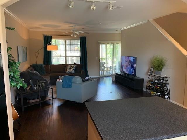 Foto del edificio - 11203 Ranch Rd 2222