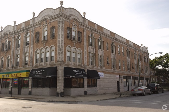 Primary Photo - 635 E 79th St