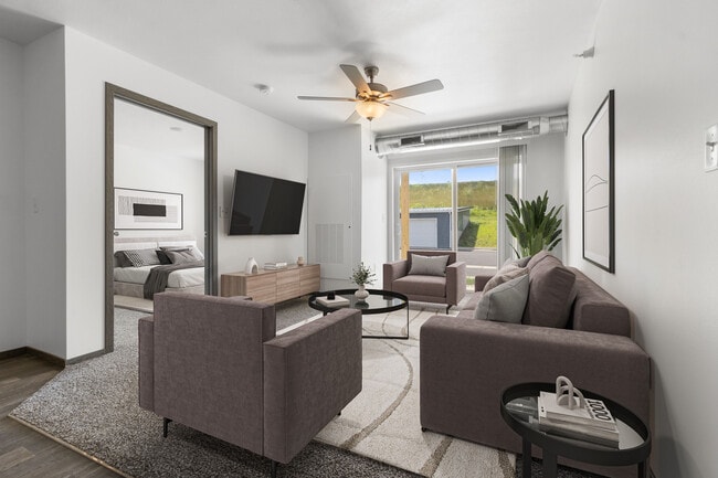 Building Photo - Split Rock Village Apartments & Townhomes