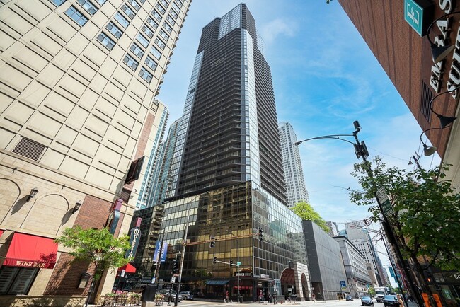 Building Photo - 10 E Ontario St