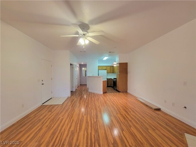 Building Photo - 5415 W Harmon Ave