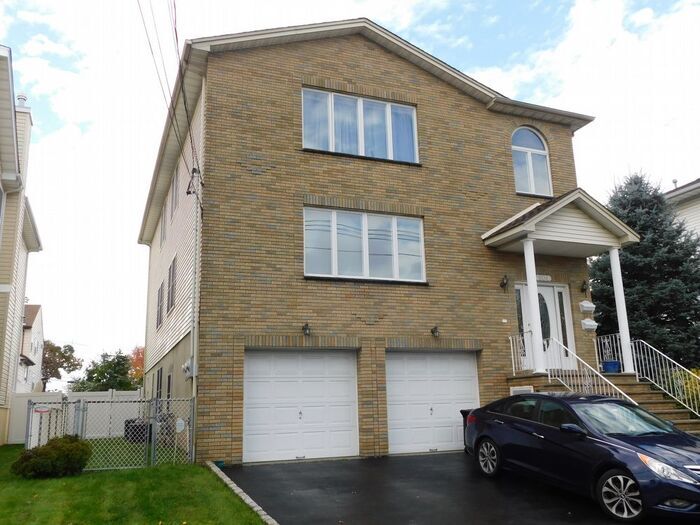 Foto principal - 1st Floor Lyndhurst Apartment - 3 Bdrm