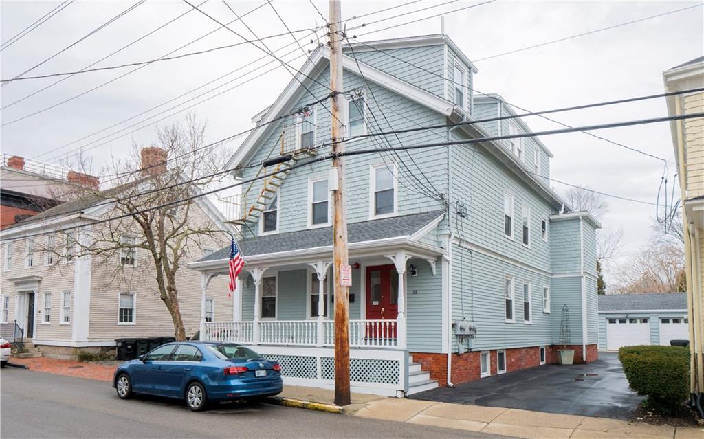 33 3rd St Unit 1, Newport, RI 02840 Room for Rent in Newport, RI