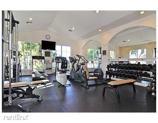 Primary Photo - 3606 S Ocean Blvd