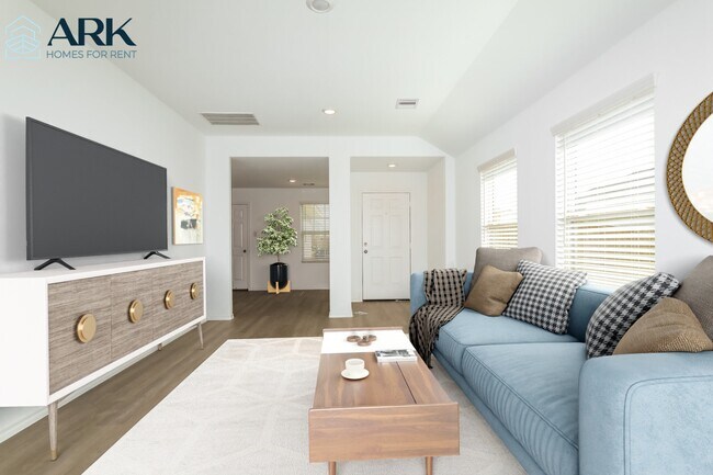 Building Photo - 919 Silver Birch Br