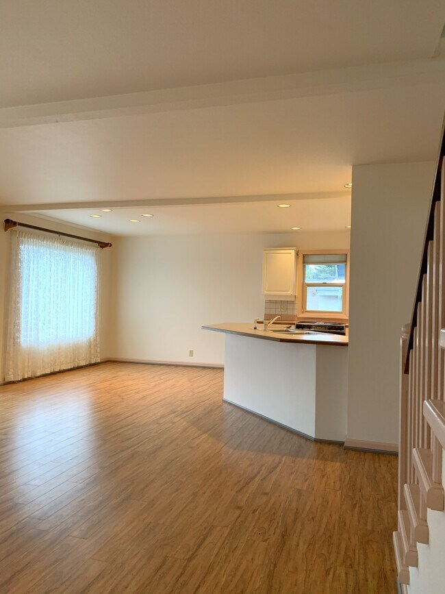 comida - 1548 Panorama Dr