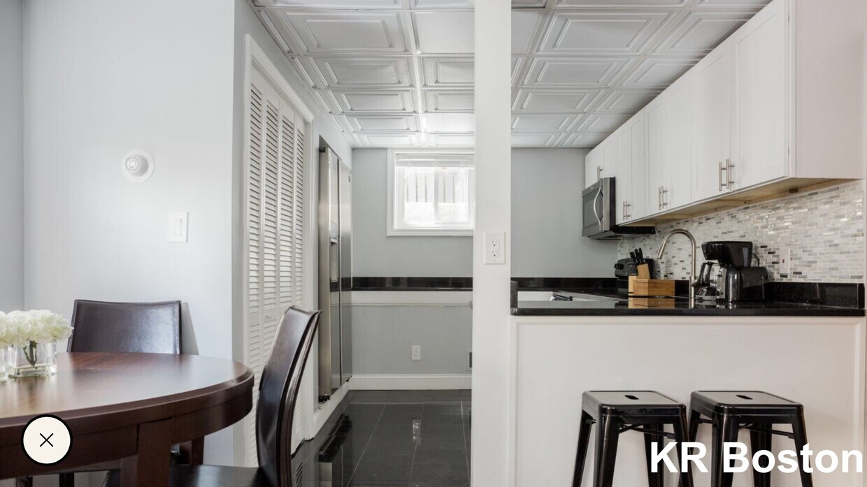 Foto principal - 19 Hilliard St