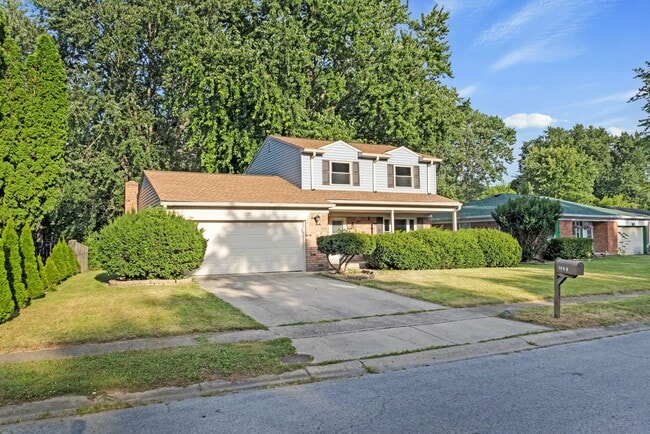 Building Photo - 1449 Moores Manor