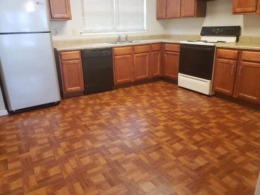Building Photo - 7329 Wagon Wheel Ct