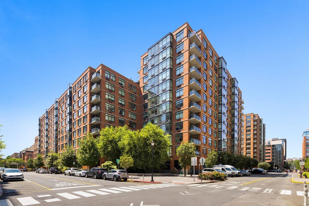Foto principal - 1400 Hudson St