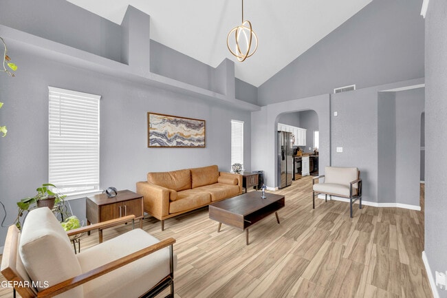 Foto del edificio - 7324 Tannery Way