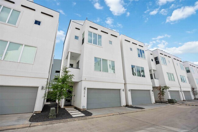 Foto del edificio - 3018 Markle Dr