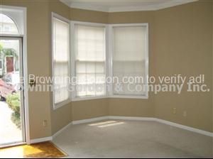 Foto del edificio - 206 Fairmont Ct