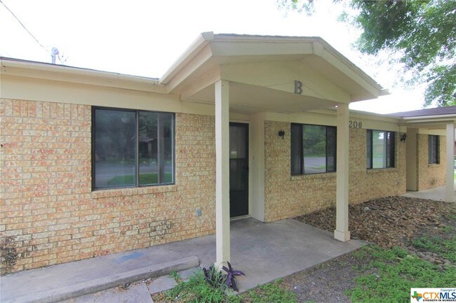 Foto del edificio - 206 Redbud Ln