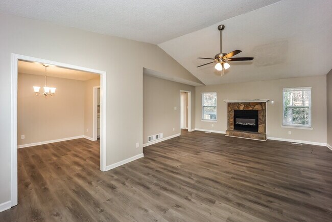 Building Photo - 4110 Cranwood Dr