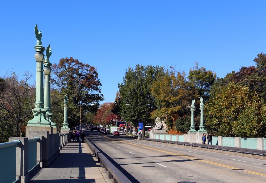 Picture of Woodley Park Washington
