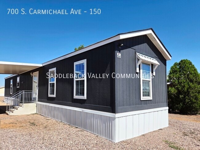 Building Photo - 700 S Carmichael Ave