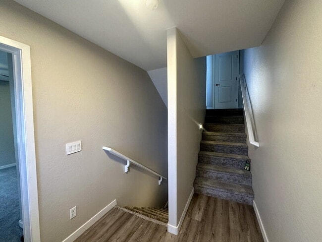 Photo - 305 S Wilson St Apartment