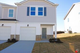 Building Photo - 100 Tramore Ln