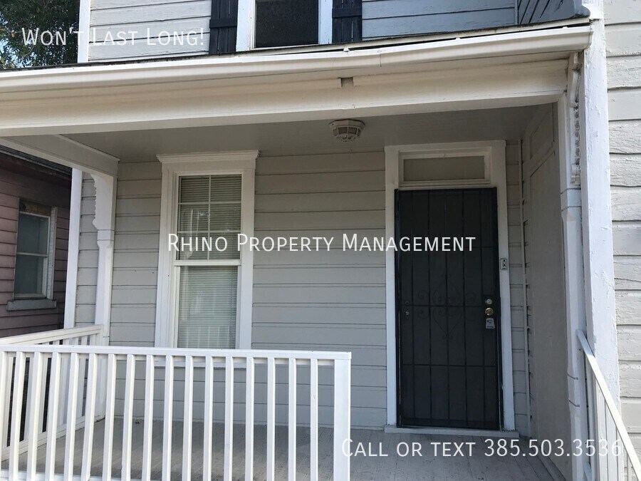 Primary Photo - 2440 B Ave