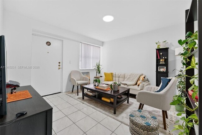 Foto del edificio - 199 SW 12th Ave