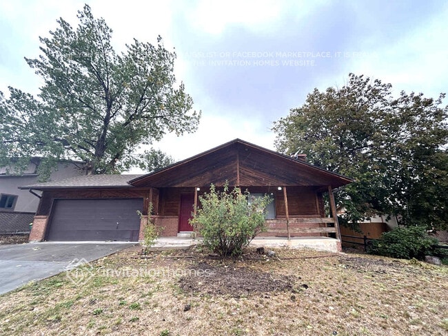 Building Photo - 357 S 24th Ave