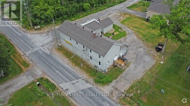 Building Photo - 280-280 Bells Ln