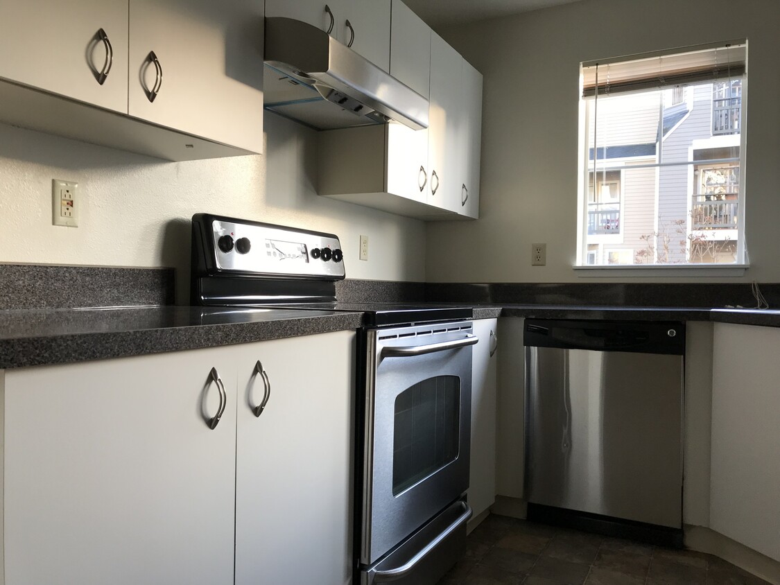 Photo - 5300 Harbour Pointe Blvd (Mukilteo, WA)