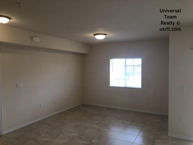 Foto del edificio - 13170 Bella Casa Cir