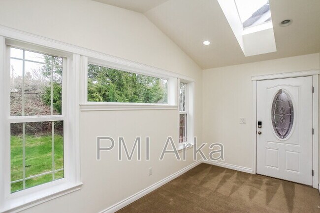 Foto del edificio - 3504 Buckingham Ct SE