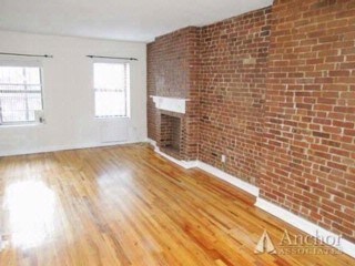 Primary Photo - 322 E 61st St