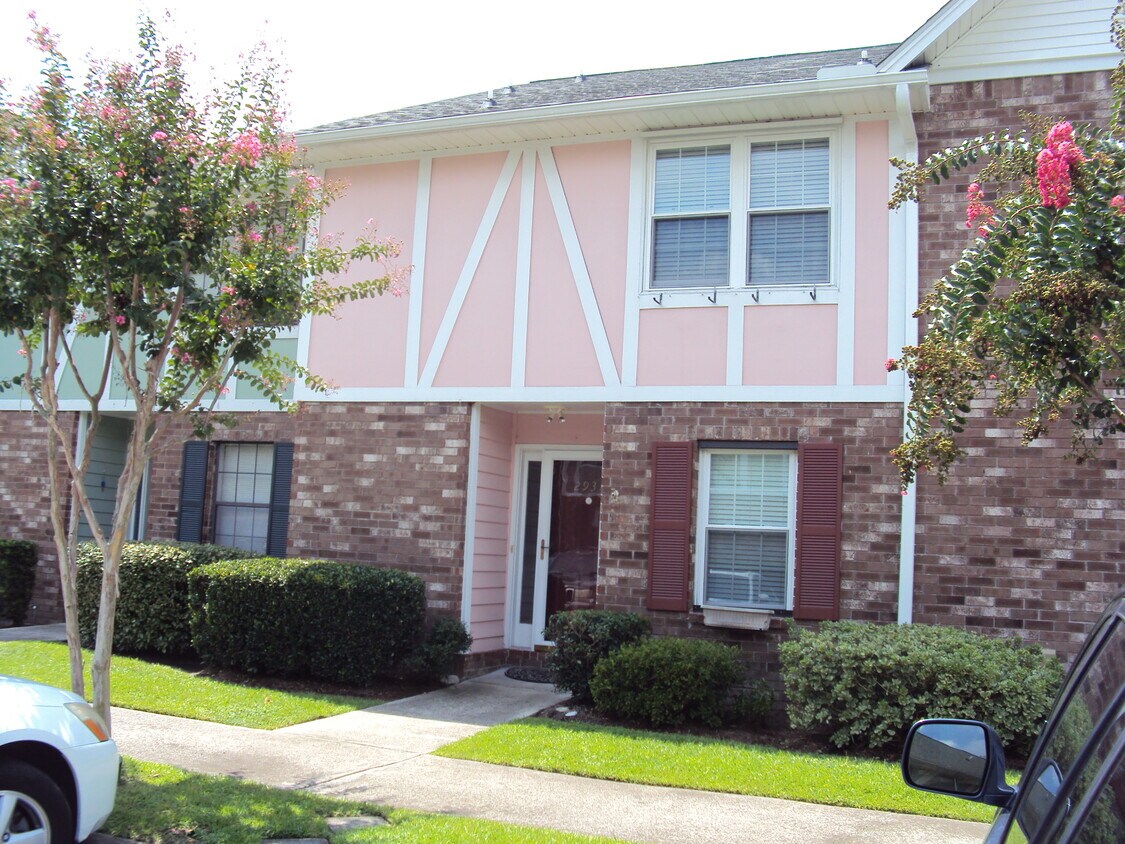 Foto principal - 2931 Oxford Pl