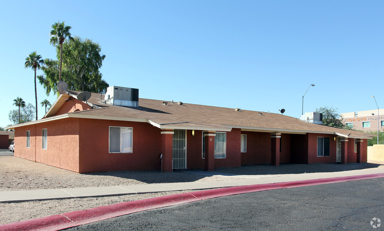 Foto del edificio - Roosevelt Plaza Apartments