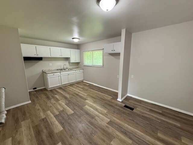 Building Photo - 3912 Delmont Dr