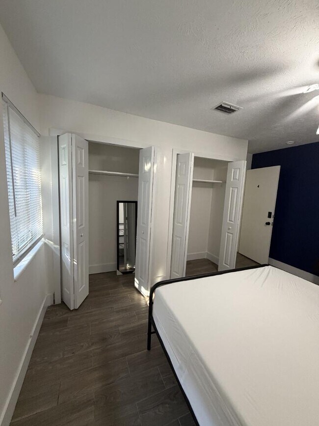 Foto del edificio - 5140 River Bluff Ln