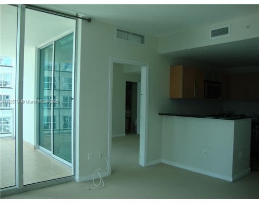 Building Photo - 300 S Biscayne Blvd